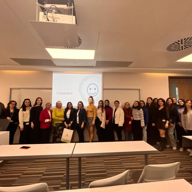 Hemşirelik Öğrencilerine Yönelik “Kariyer Günleri V” Etkinliği Düzenlendi