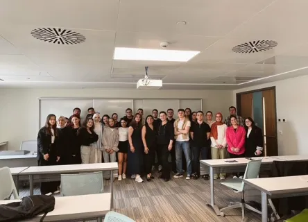 “Hasta Hizmetlerinin Büyülü Dünyası” Semineri Gerçekleşti