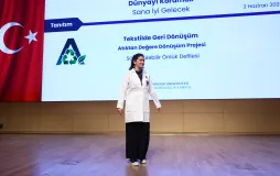 Geleceğin Sağlıkçıları Atıkları Değere Dönüştürdü:  Pet Şişeden Laboratuvar Önlüğüne