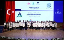 Geleceğin Sağlıkçıları Atıkları Değere Dönüştürdü:  Pet Şişeden Laboratuvar Önlüğüne