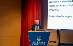 Acıbadem Üniversitesi Tıp Fakültesi Öğrencileri Beyaz Önlüklerini Giydi